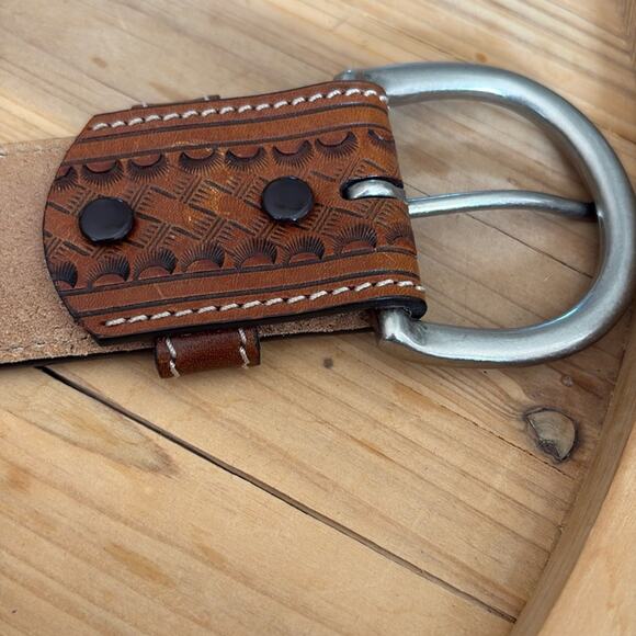 Olga Santini women’s M Vintage Brown Leather engraved tooled belt silver buckle main image 4